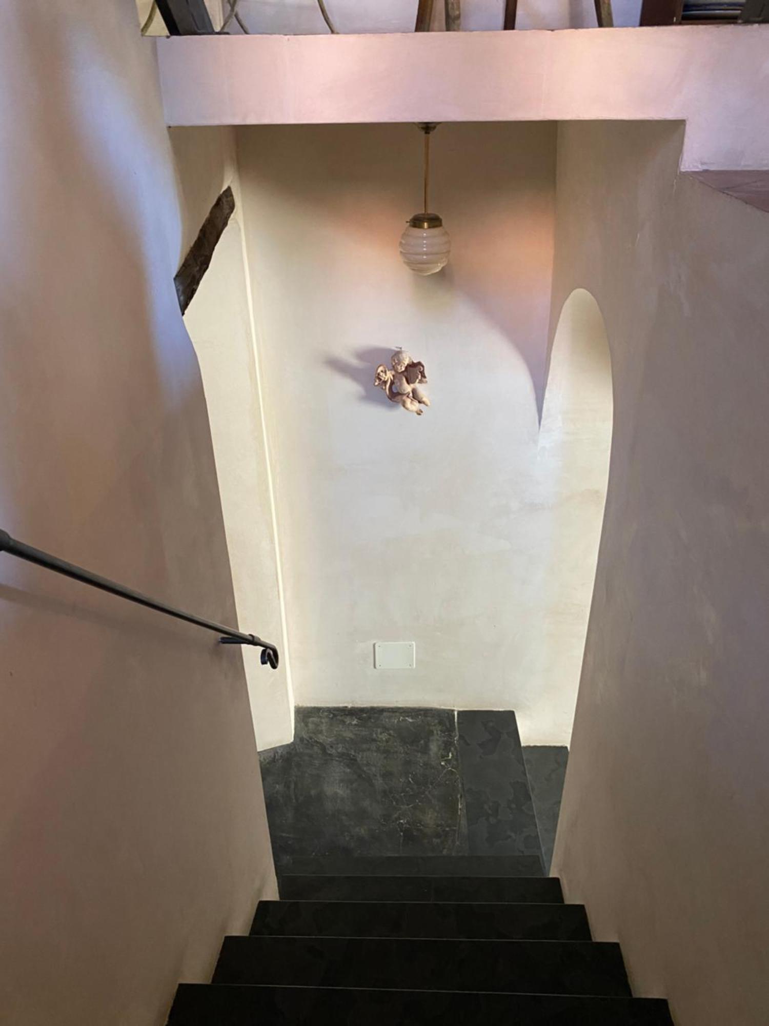 Iconic Italian Townhouse W Rooftop Terrace & Mountain View, Pigna Exterior foto