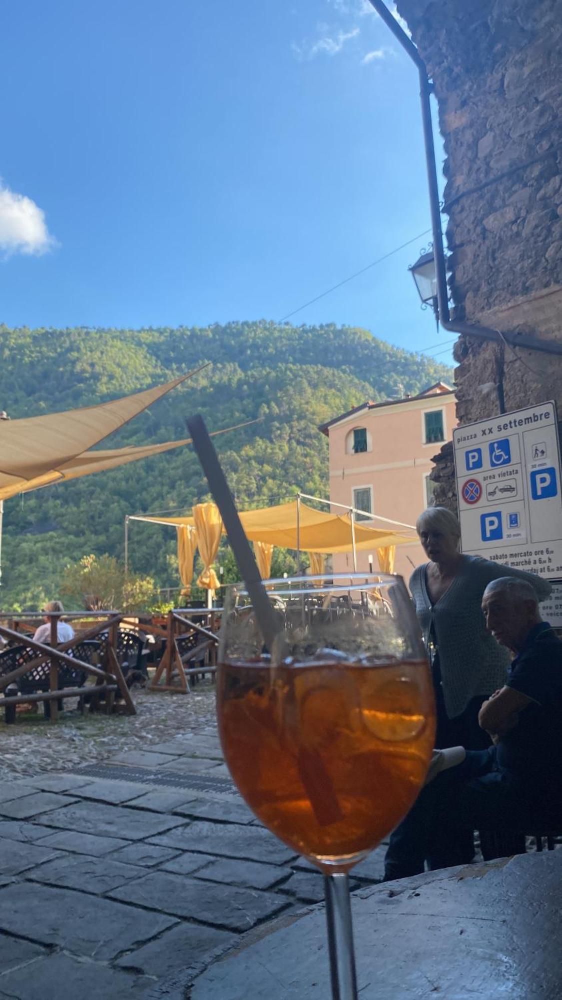 Iconic Italian Townhouse W Rooftop Terrace & Mountain View, Pigna Exterior foto